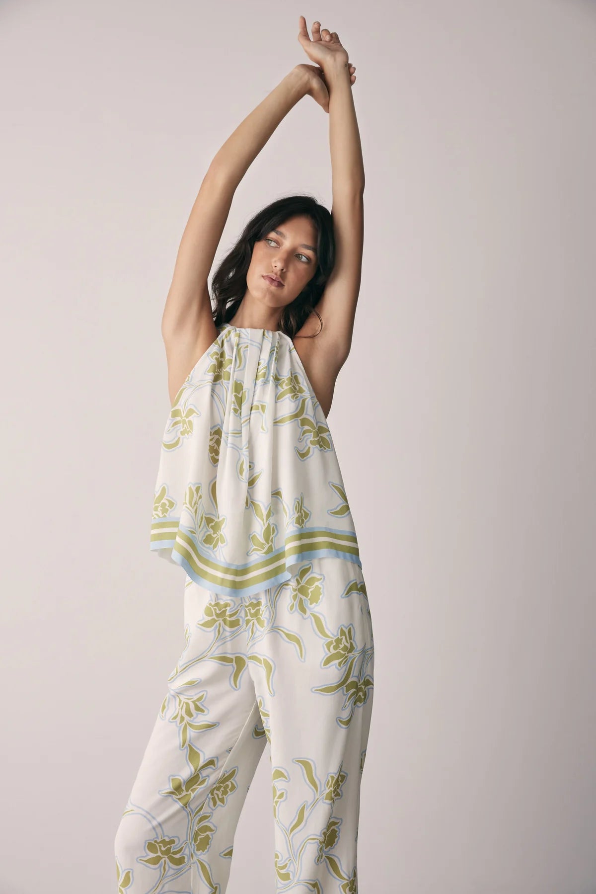 Esmaee | Tranquility Top