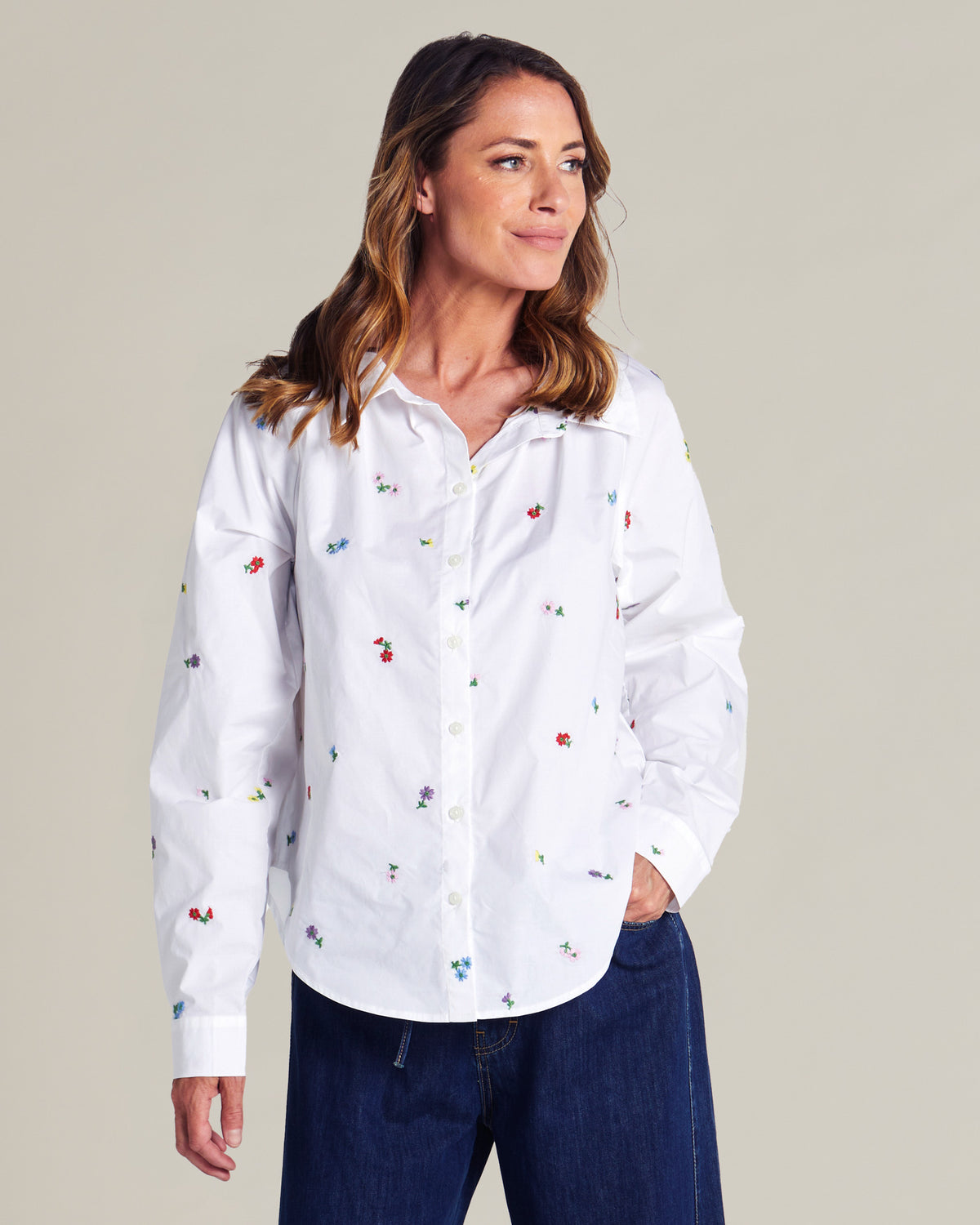 Betty Basics | Floral Embroidered Shirt