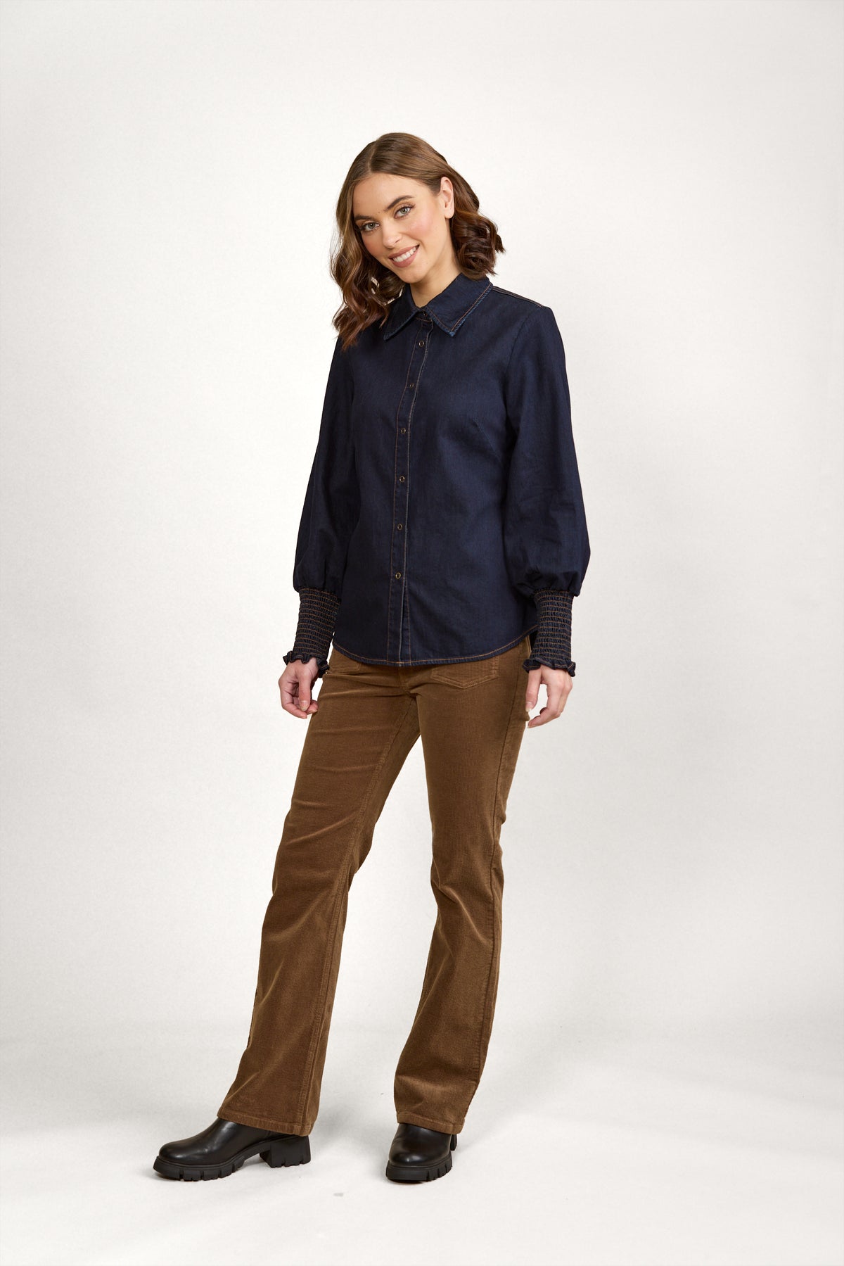 Knewe | Ford Shirt