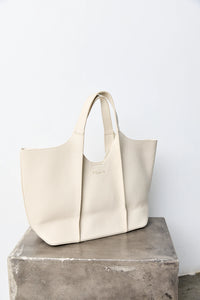 Hael & Jax | James Bag