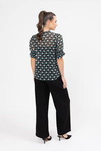 Seeking Lola | Movement Blouse