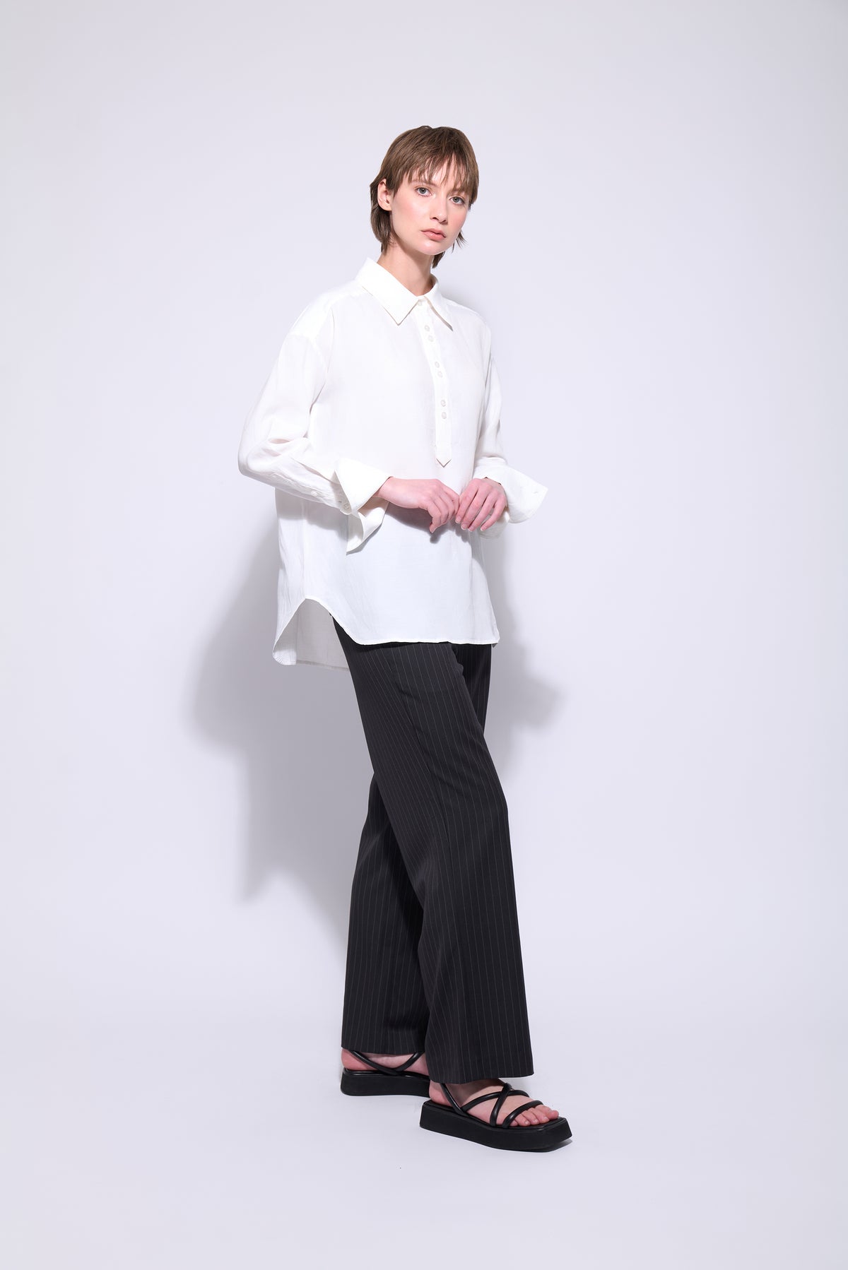 Neris | It Girl Shirt