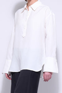 Neris | It Girl Shirt