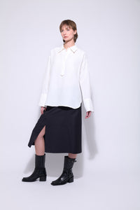 Neris | It Girl Shirt