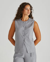 Sass | Petra Vest