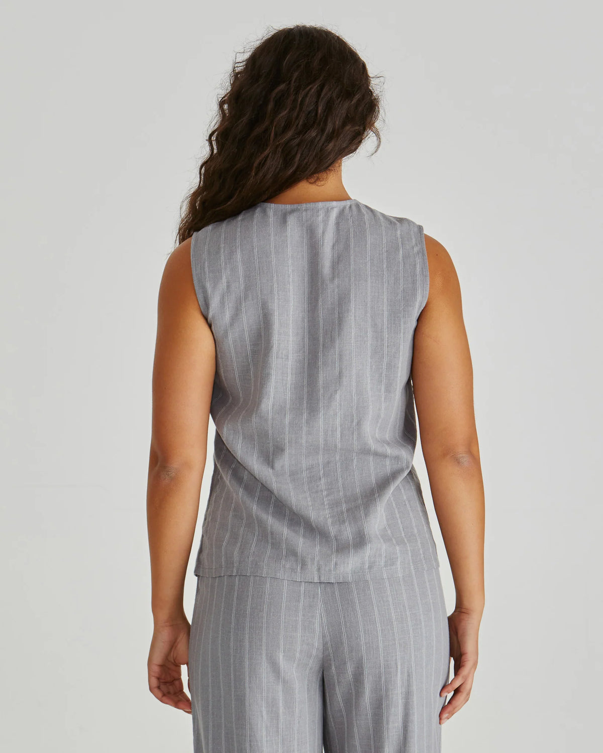 Sass | Petra Vest