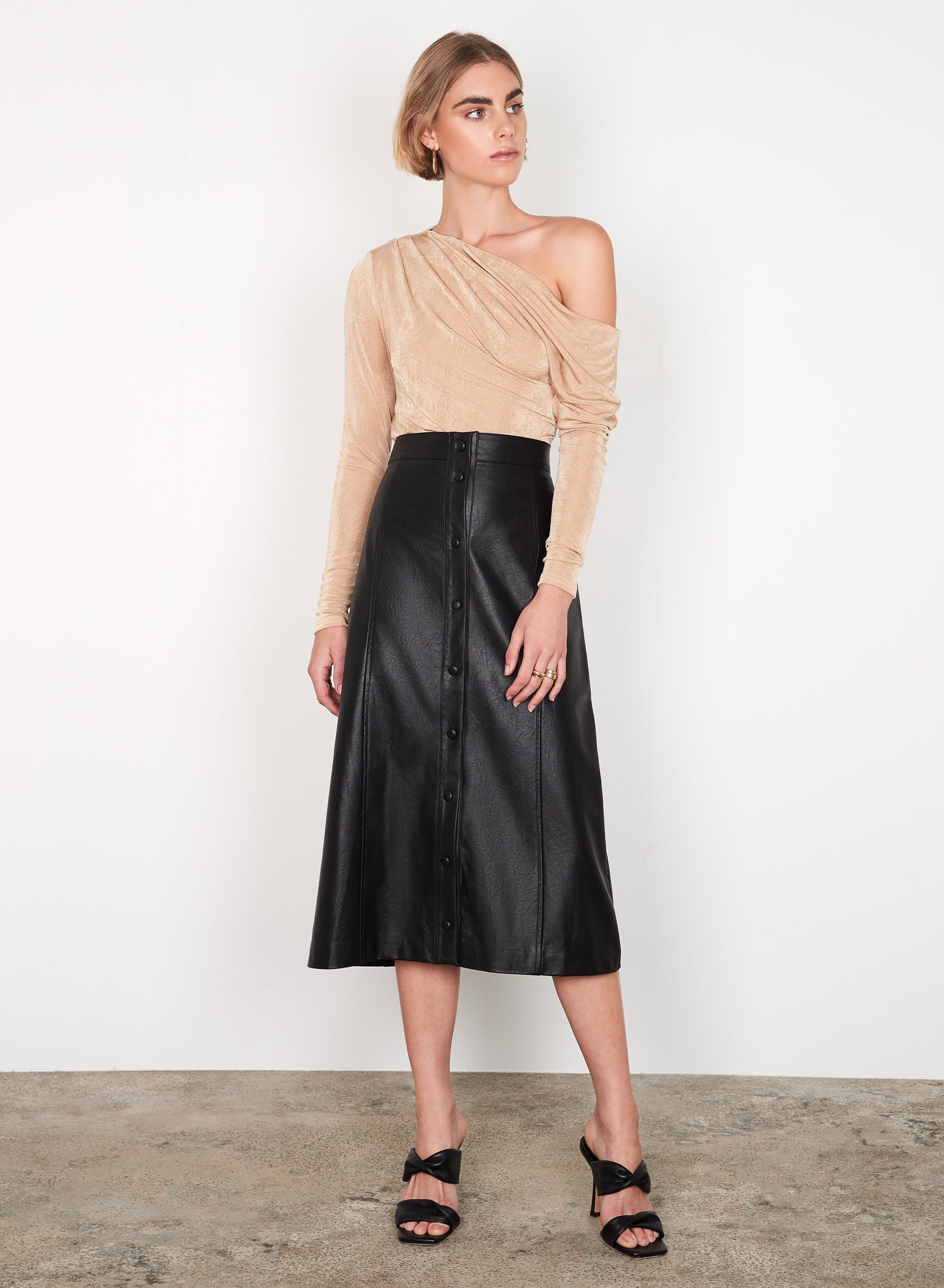 Esmaee Unseen Skirt | Black
