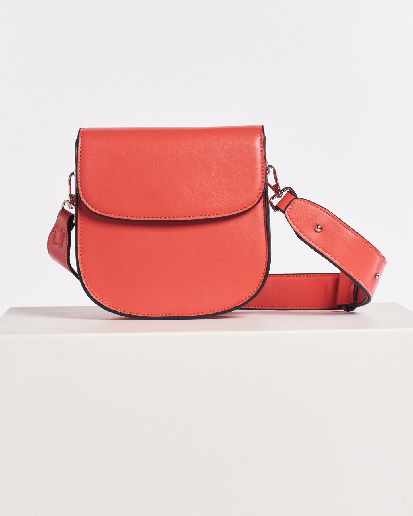 Fate+Becker Vision Bag | Coral
