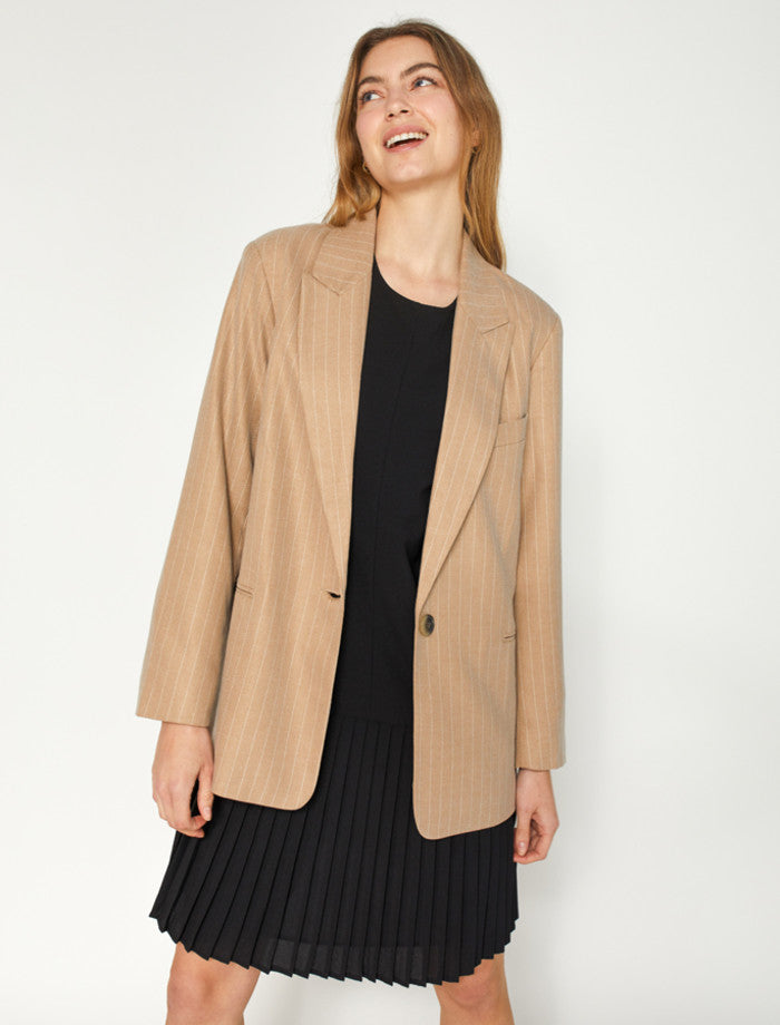 Dear Sutton Bryn Blazer | Irish Creme Pinstripes