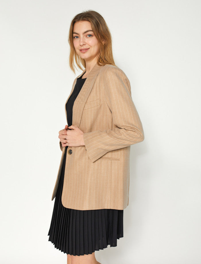 Dear Sutton Bryn Blazer | Irish Creme Pinstripes