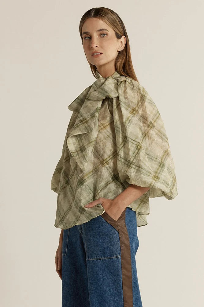 Fate + Becker | Eve Pussybow Blouse