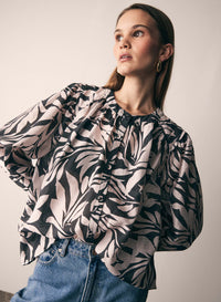 Esmaee Symphony Blouse | Symphony