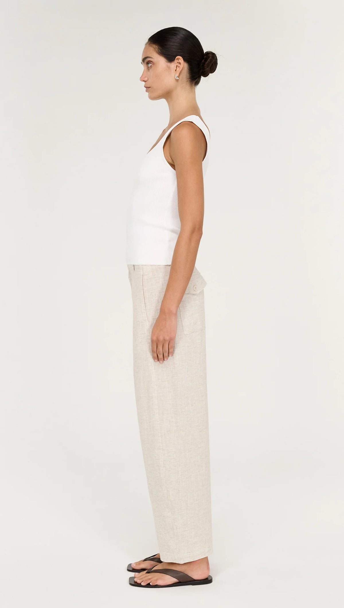 Staple the Label | Neve Linen Barrell Leg Pant