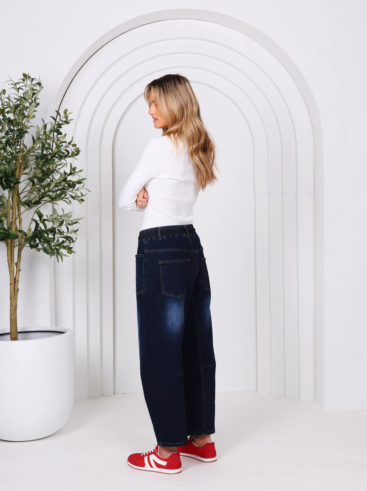 Monaco | Leo Barrel Jean