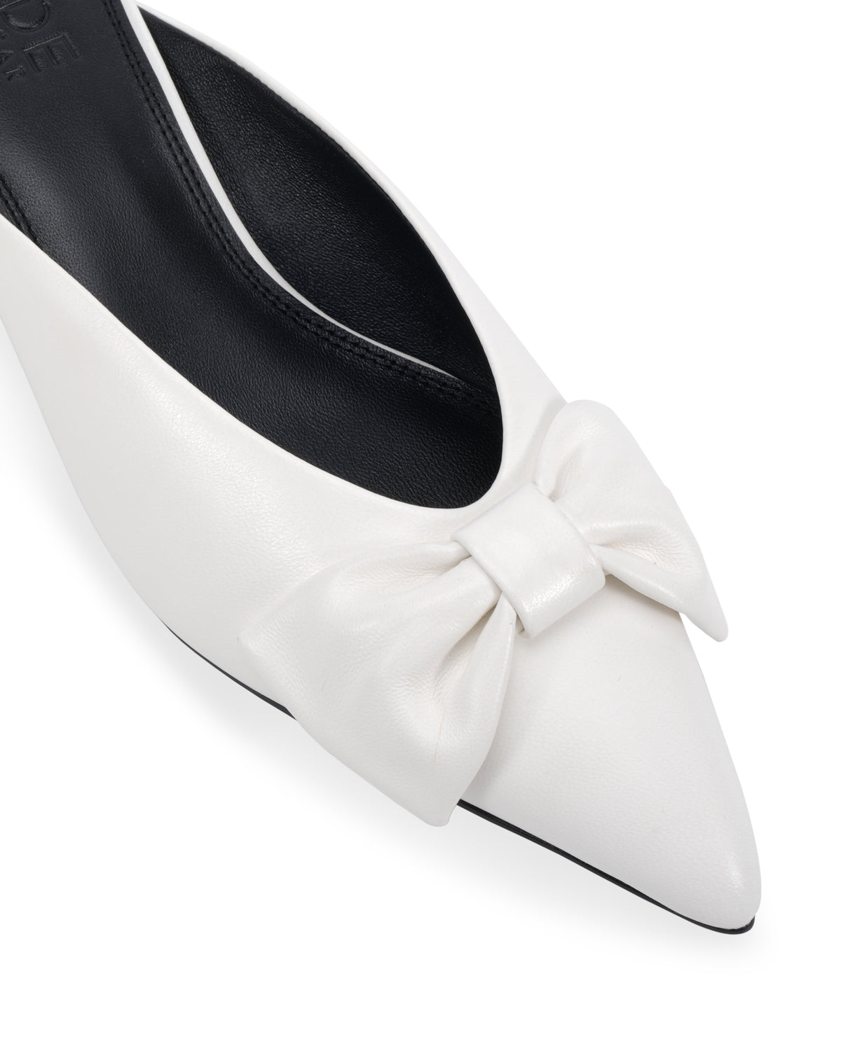 Nude | Betty Bow