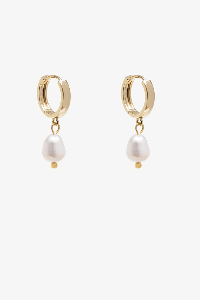 Antler | Everyday Pearl Huggie