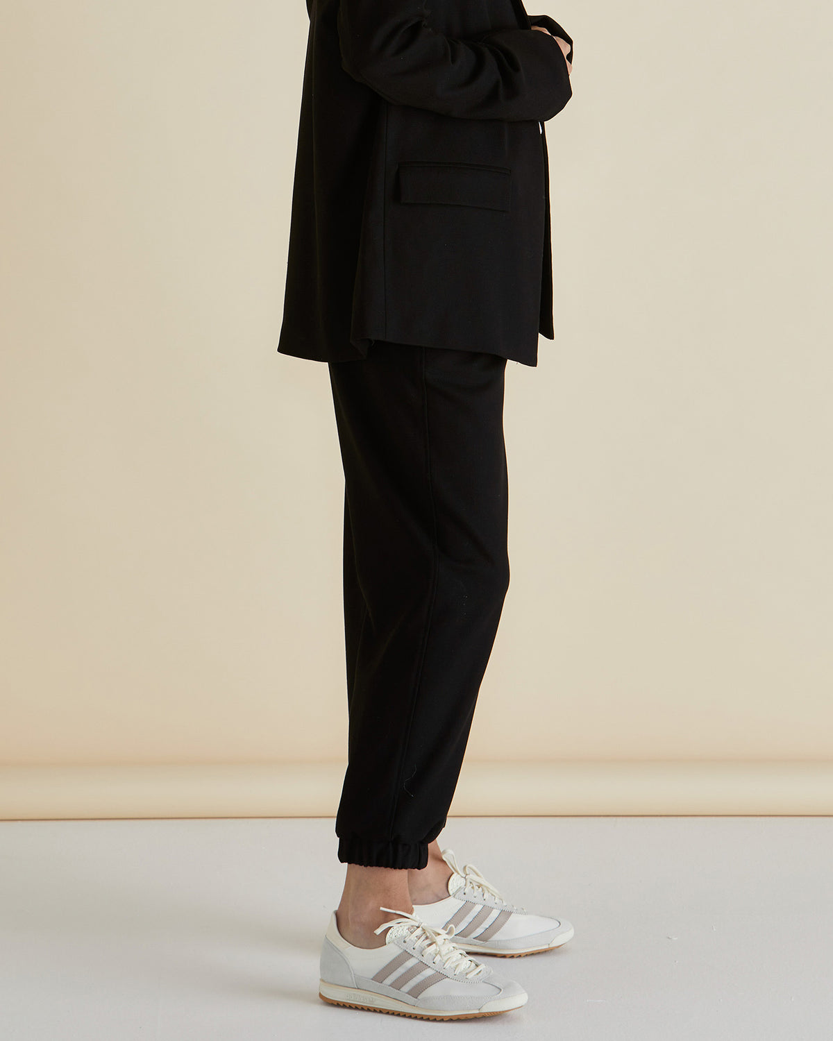 Betty Basics | Seattle Jogger