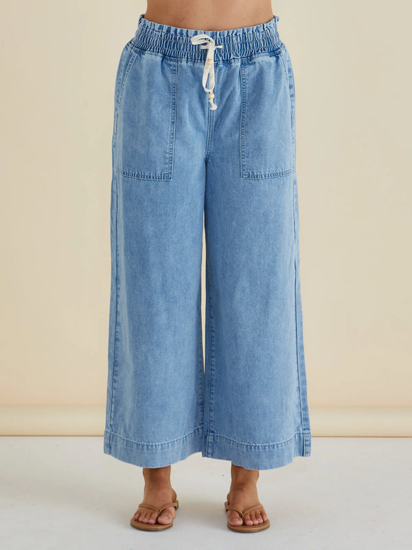 Betty Basics | Saffra Relax Leg Jean