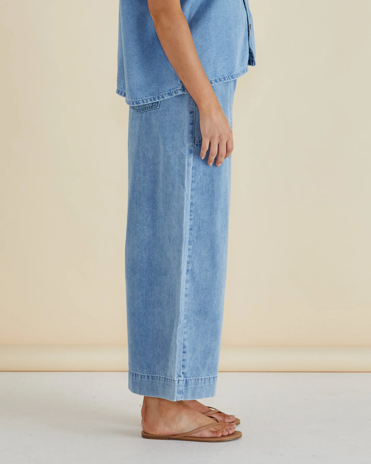 Betty Basics | Saffra Relax Leg Jean