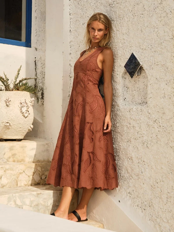 Fate + Becker | Alessia Lace Midi Dress