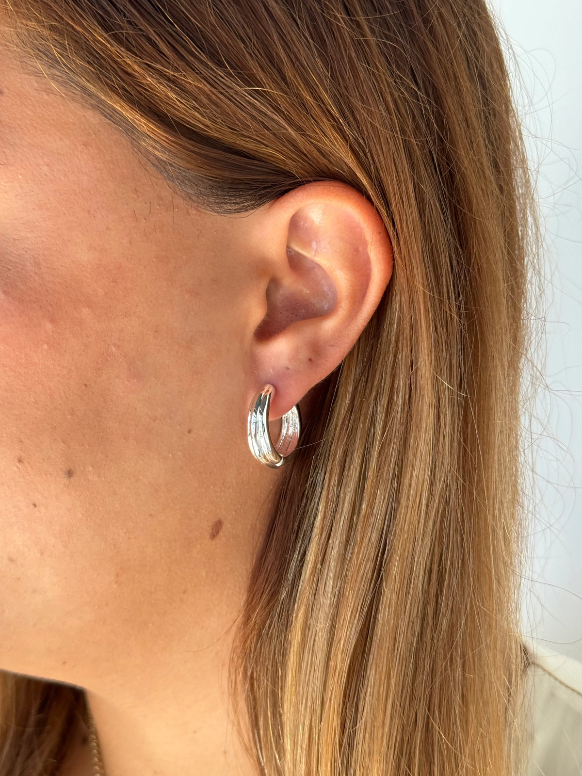 Zafino | Paris Hoop Earring