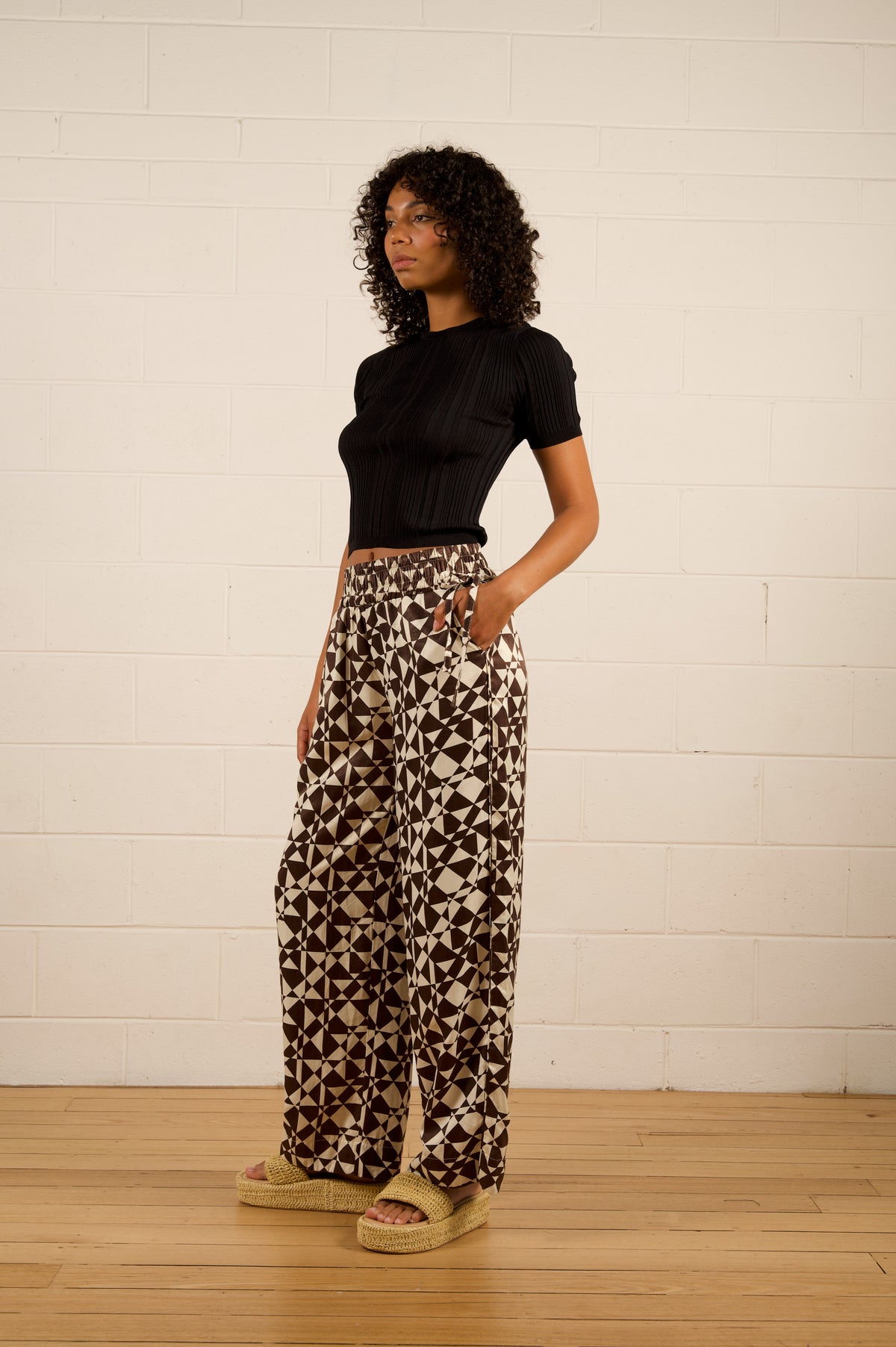 We Are The Others Khloe Relaxed Pant | Geo Lines