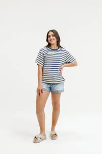 Homelee | Rony Tee