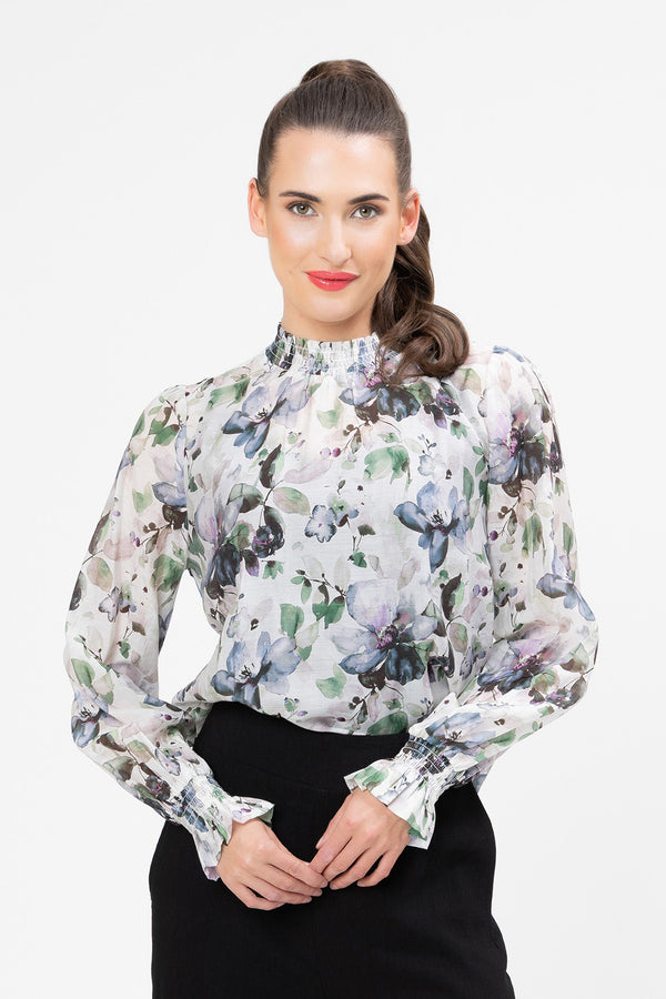 Seeking Lola | Notting Hill Top
