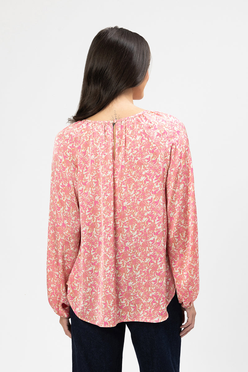 Seeking Lola | United Top