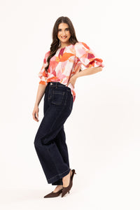 Seeking Lola | Magnificent Top