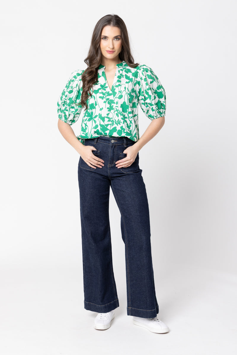 Seeking Lola | Vacation Top
