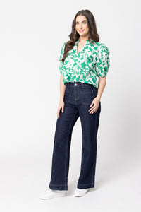 Seeking Lola | Vacation Top