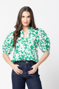 Seeking Lola | Vacation Top