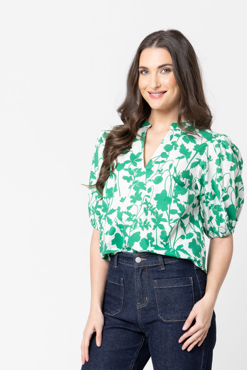 Seeking Lola | Vacation Top