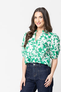 Seeking Lola | Vacation Top