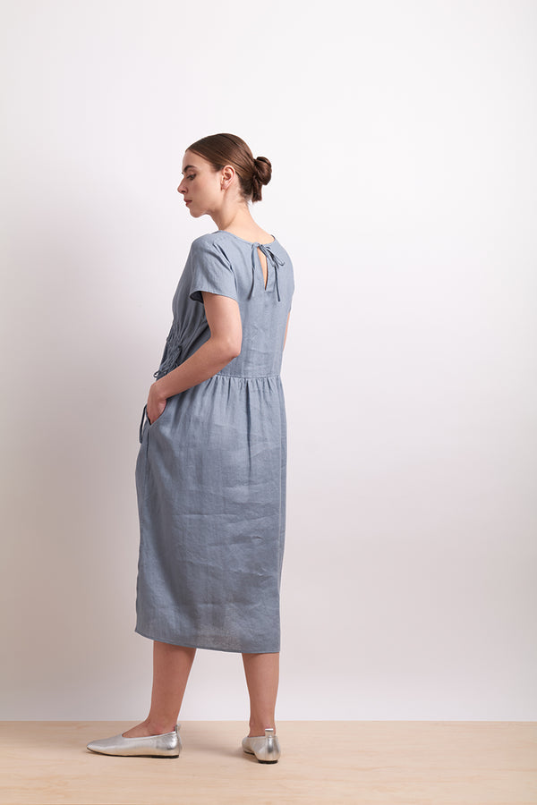 Neris | Drawn in Dress