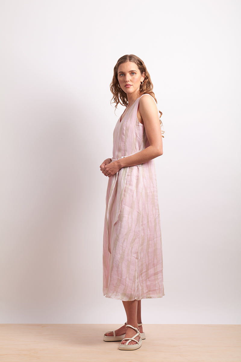 Neris | Soft Focus Dress