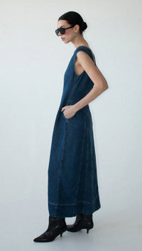 Staple the Label | Roma Chambray Midi Dress