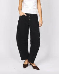 Monaco | Carson Barrel Jean
