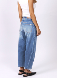 Monaco | Toni Barrel Jeans