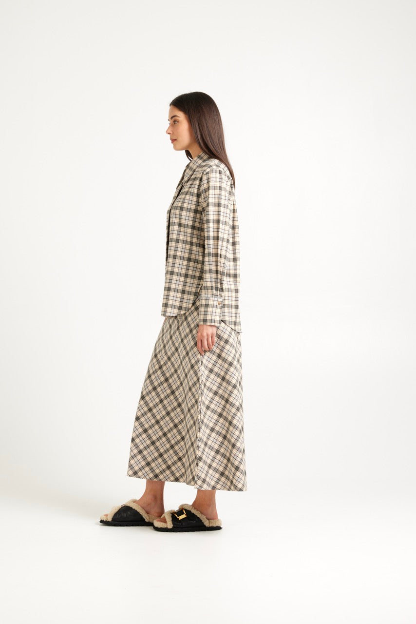 Tuesday | Fluid Skirt