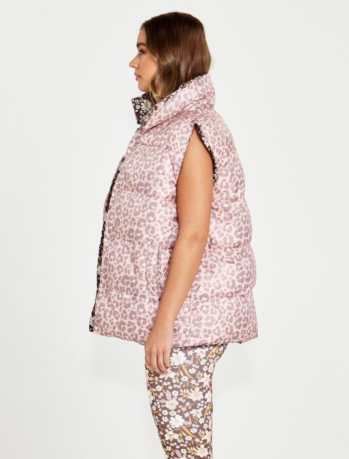 Sass Alessia Reversible Puffer Vest | Chocolate Floral/Pink Cheetah