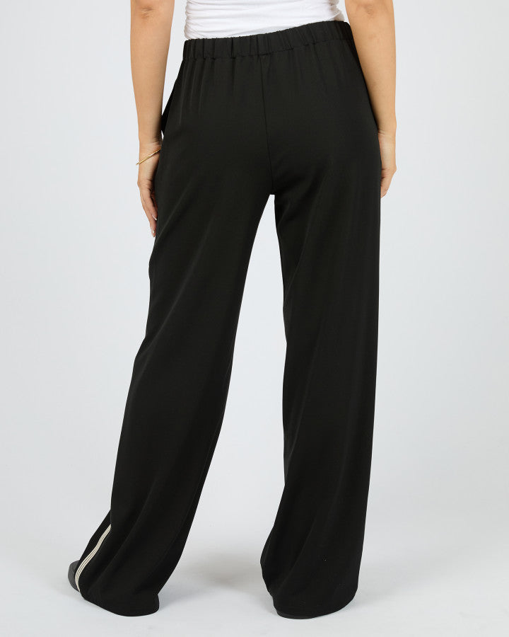 All About Eve | Lina Pant