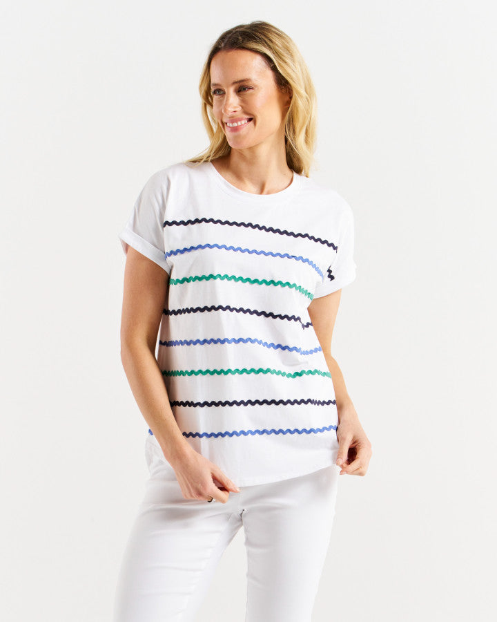 Betty Basics | Sunny Tee