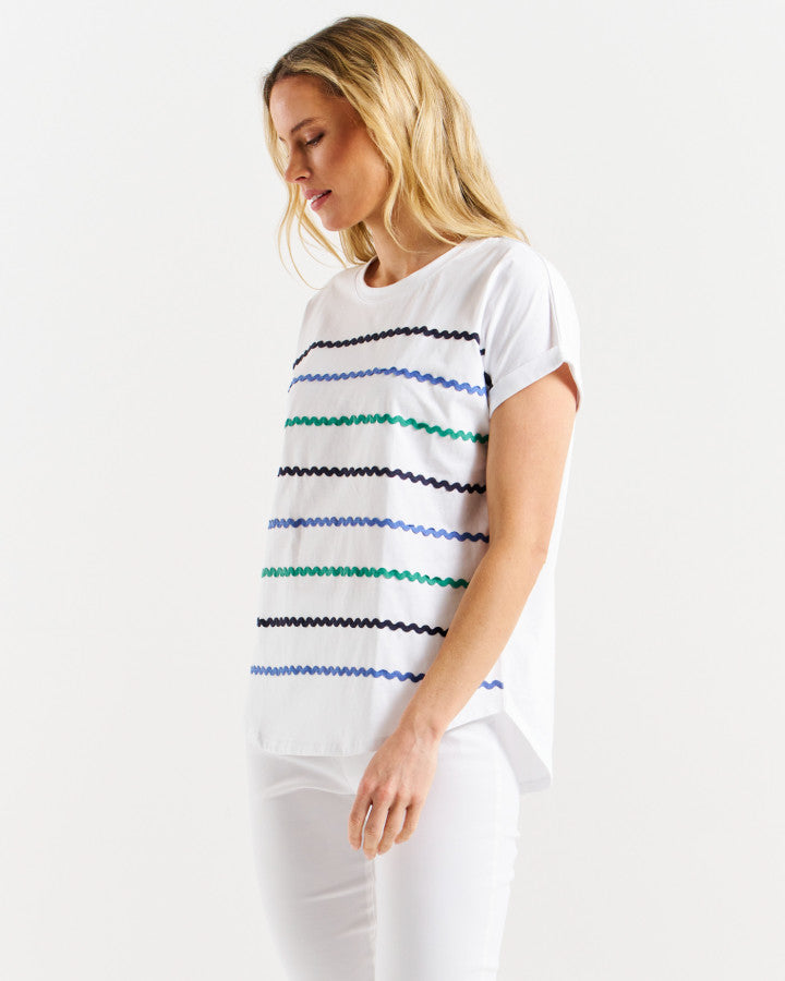 Betty Basics | Sunny Tee