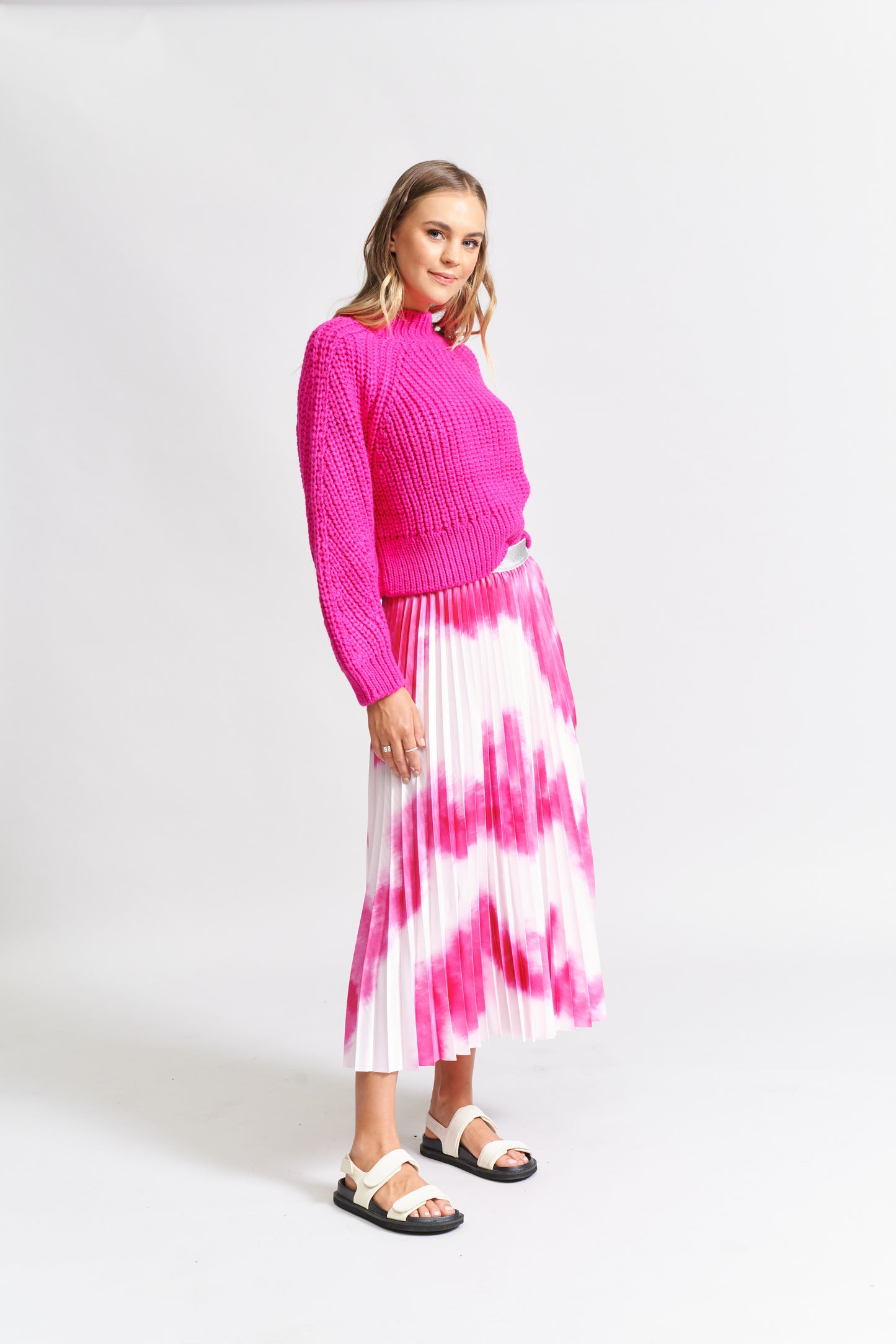 We Are The Others Sunray Pleat Skirt | Pink Tie Dye