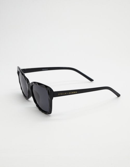 Stella + Gemma Melrose Sunglasses | Black